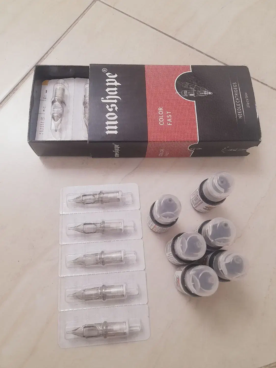 رنگ تتو و سوزن|آرایشگاه و سالن‌های زیبایی|میاندوآب, |دیوار