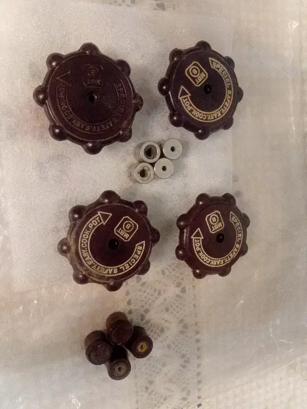 لوازم یدکی زودپز قدیمی|ظروف پخت‌وپز|ساری, |دیوار