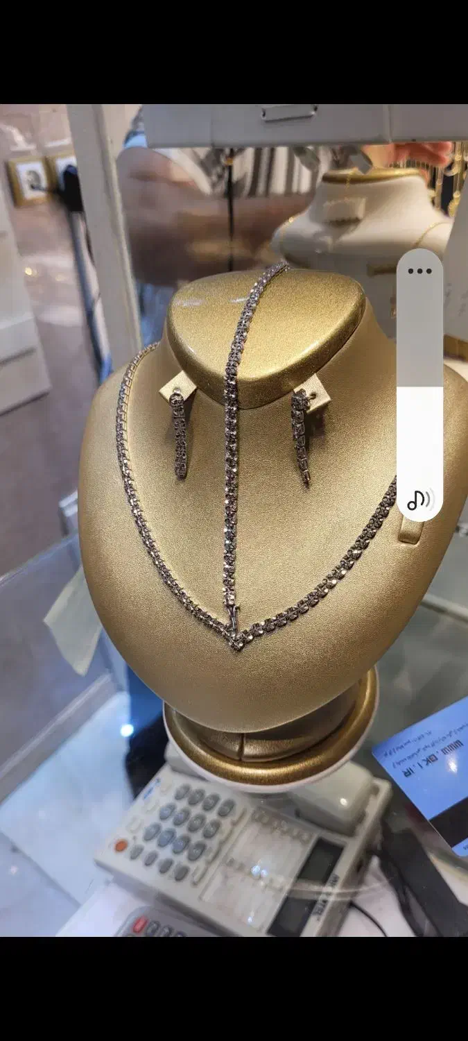 طلای نو|جواهرات|هرسین, |دیوار