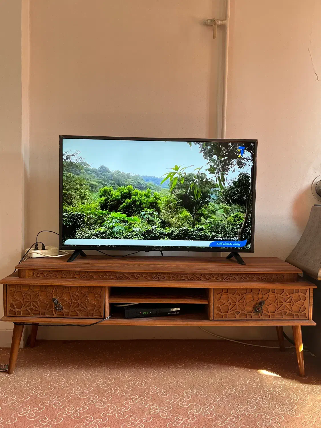 تلویزیون و میزتلویزیون|تلویزیون و پروژکتور|شیراز, بریجستون|دیوار