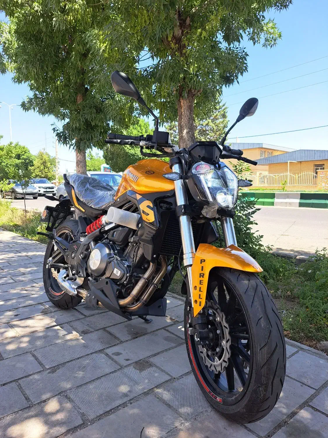 بنلی جفت سیلندر|موتورسیکلت|ابهر, |دیوار