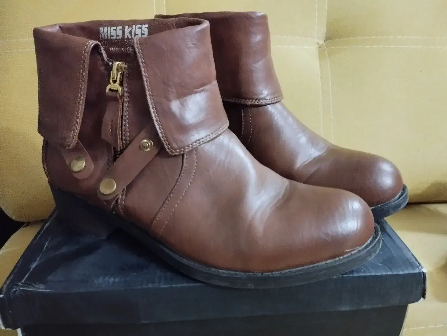 نیم بوت چرم زنانه|کیف، کفش، کمربند|شهریار, شهرک عباس پور|دیوار