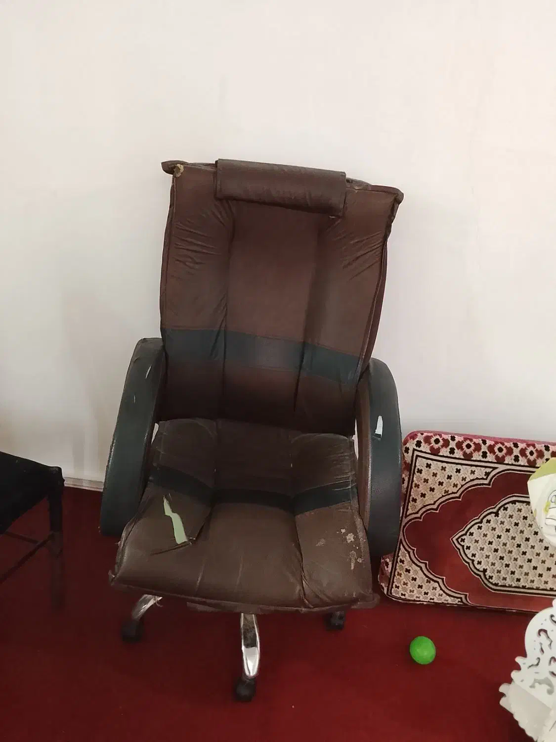 صندلی اداری|صندلی و نیمکت|اهواز, پردیس دو|دیوار