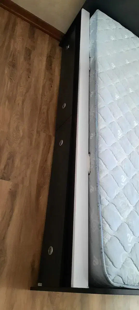 تخت یکنفره عرض ۹۰ در ۲۰۰|تخت و سرویس خواب|تهران, شهرک دریا|دیوار