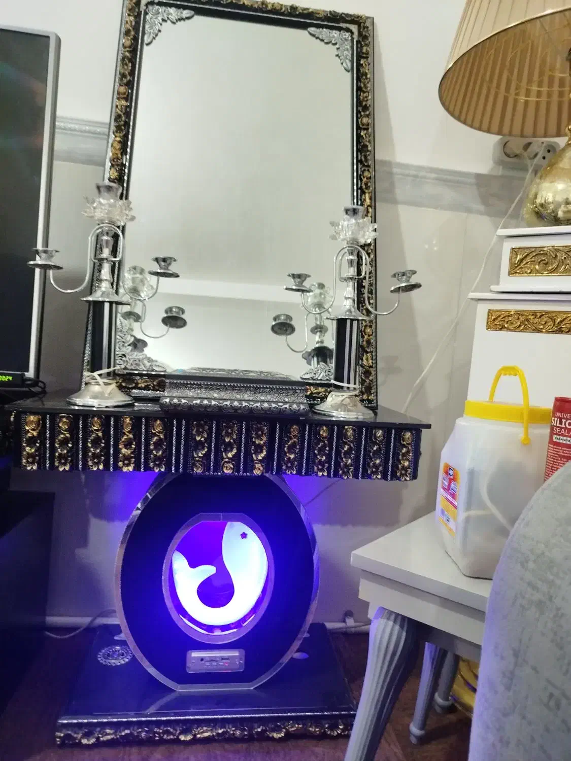 آینه و شمعدان|آینه|گلستان (تهران), |دیوار