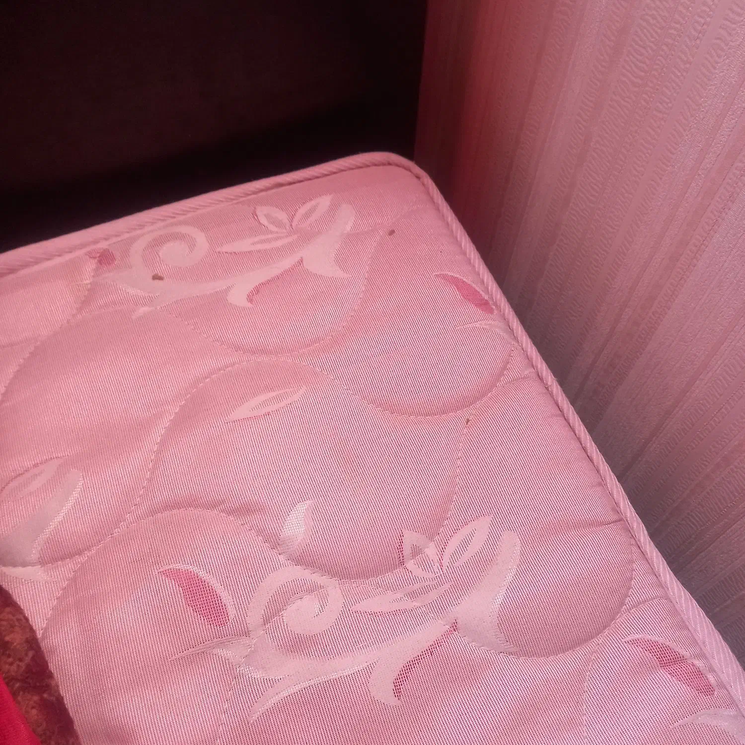 تخت دونفره با تشک|تشک تختخواب|ساوه, |دیوار