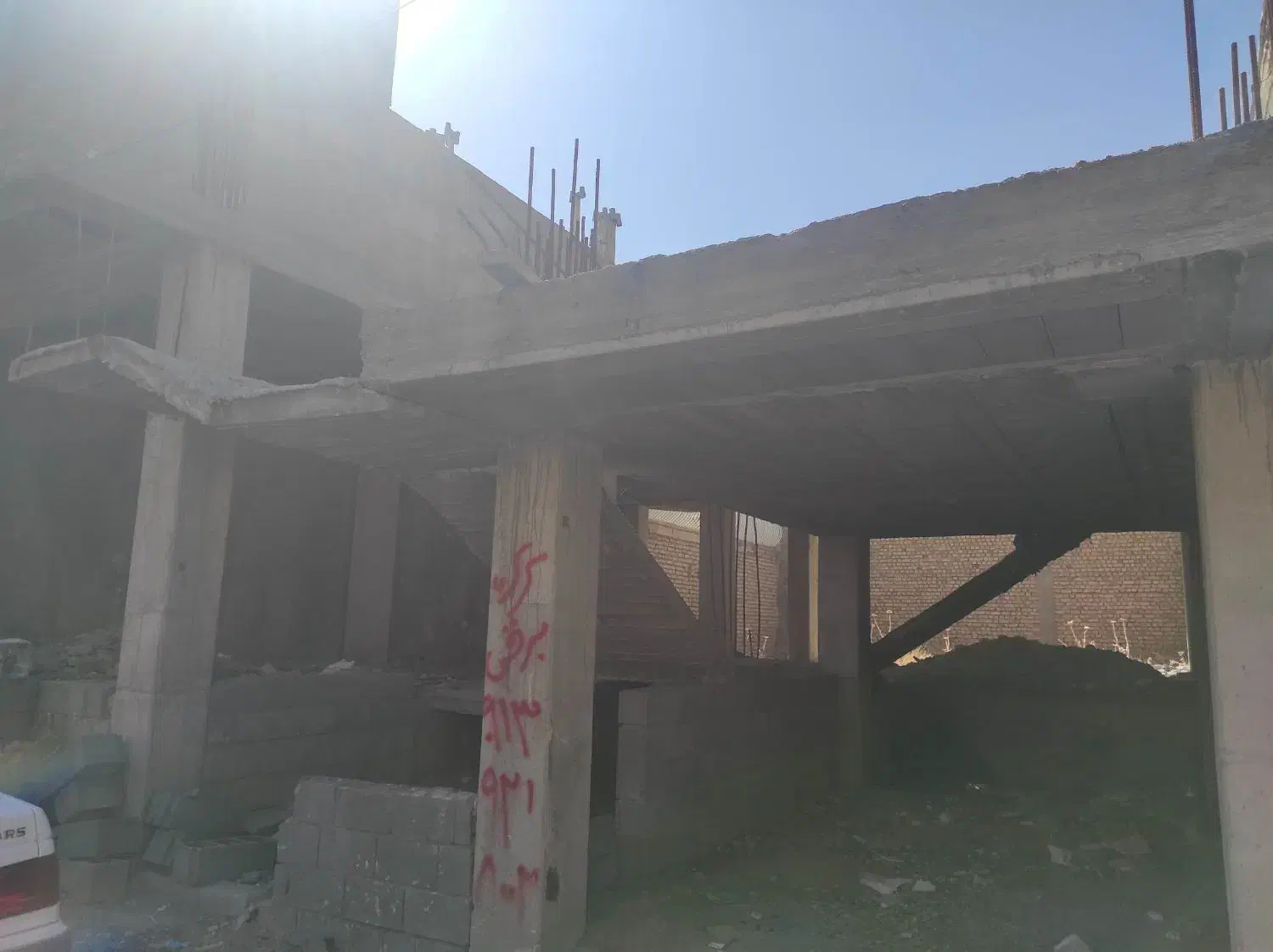 فروش ساختمان نیمه کاره واقع در دهاقان|فروش زمین و ملک کلنگی|دهاقان, |دیوار