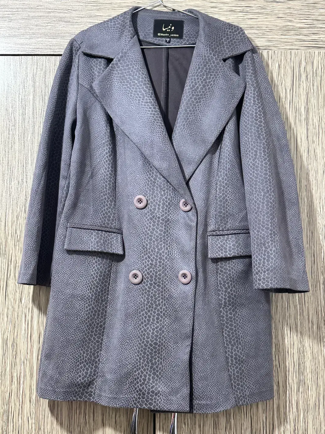 لباس تمیز و سالم در حد نو|لباس|رشت, گلسار|دیوار