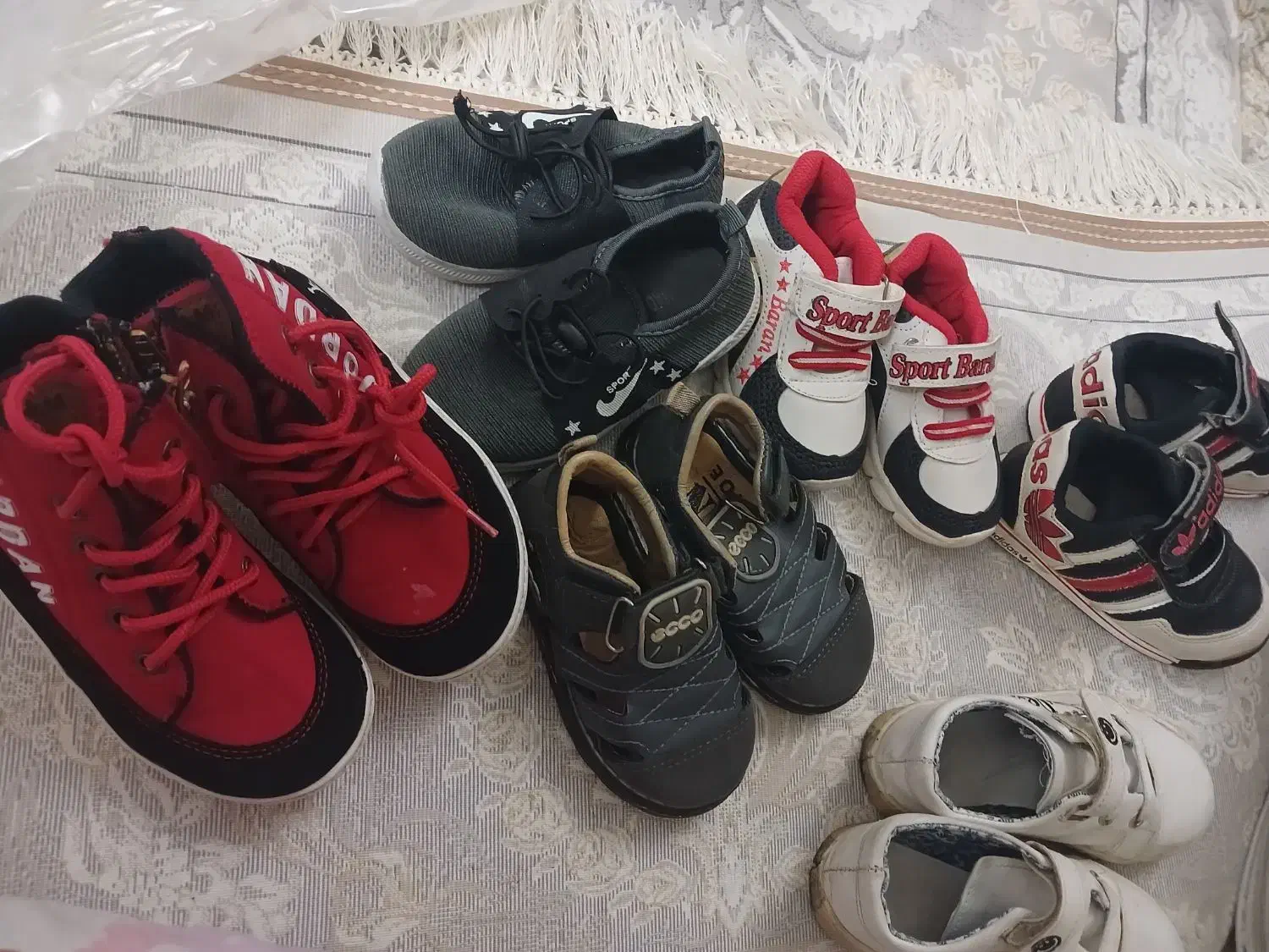 لباس|کفش و لباس بچه|قم, هفت تیر|دیوار