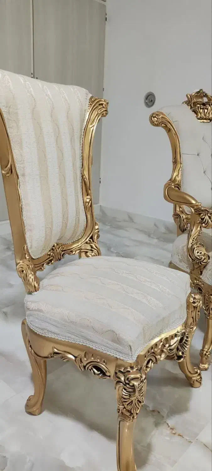 مبل 9نفره ی سلطنتی|مبلمان خانگی و میز عسلی|قم, قلعه کامکار|دیوار