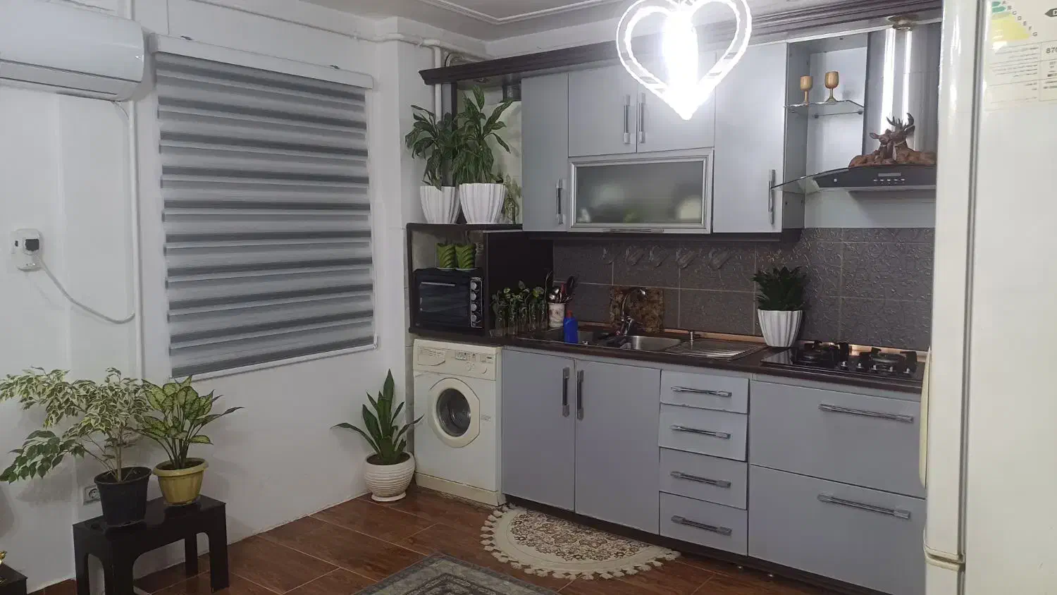 آپارتمان چندقدمی براصلی فلسطین|فروش آپارتمان|رشت, فلسطین|دیوار