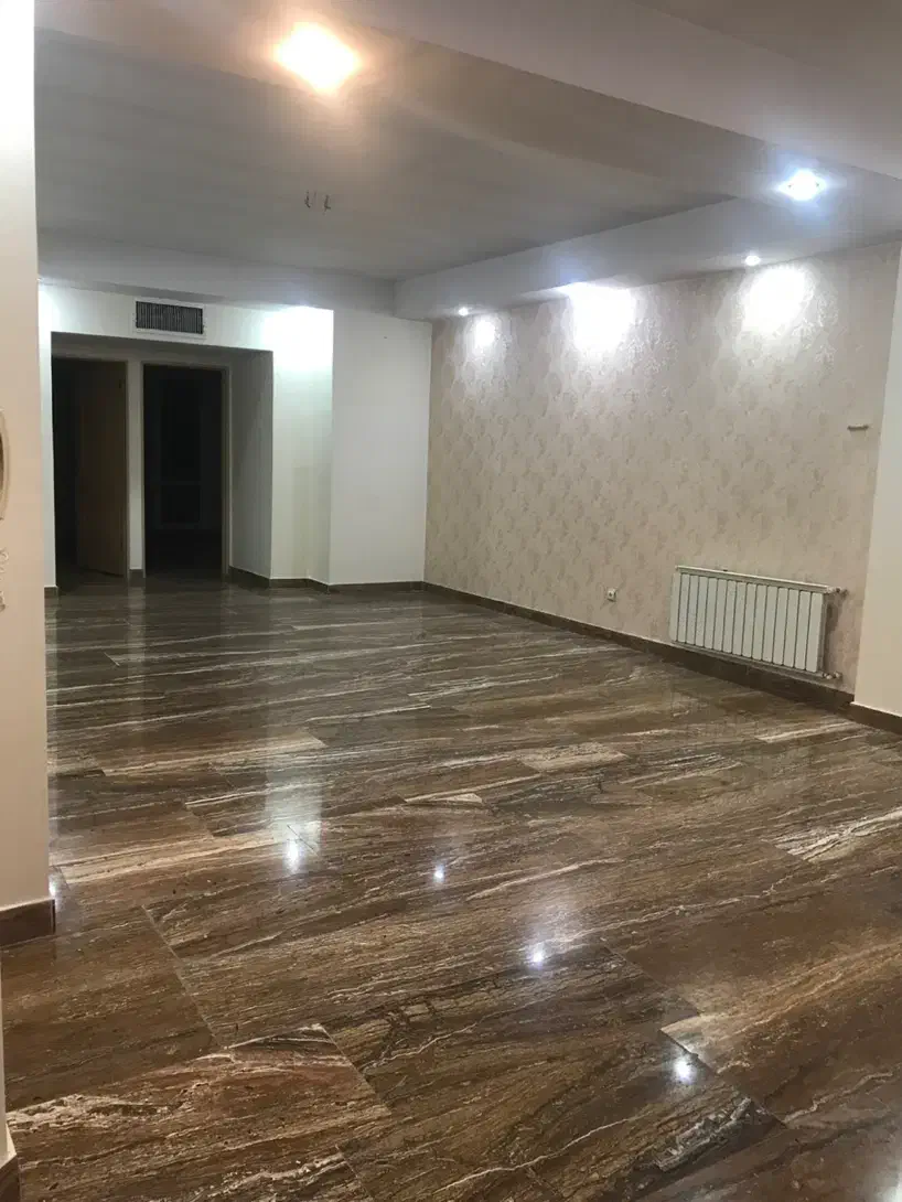 100 متر فردوس غرب رهن و اجاره (آراد ملک)