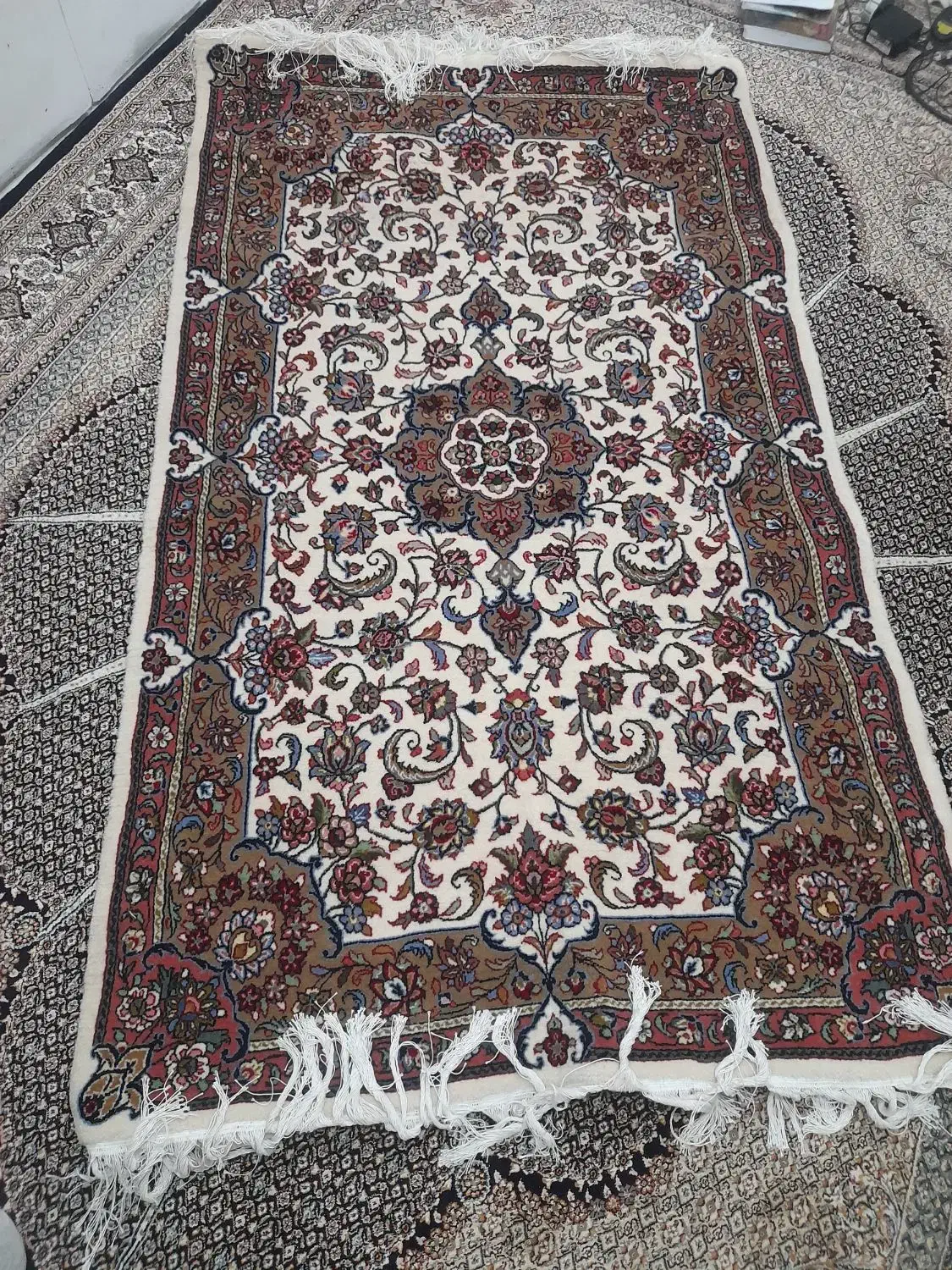 فرش دستبافت زرنیم|فرش|اراک, |دیوار