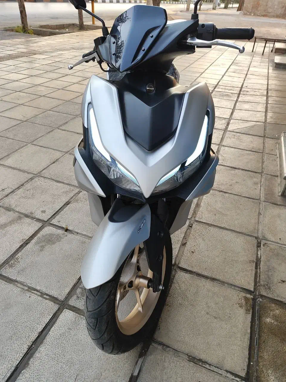 موتور آیروکس|موتورسیکلت|شیراز, هفت تنان|دیوار