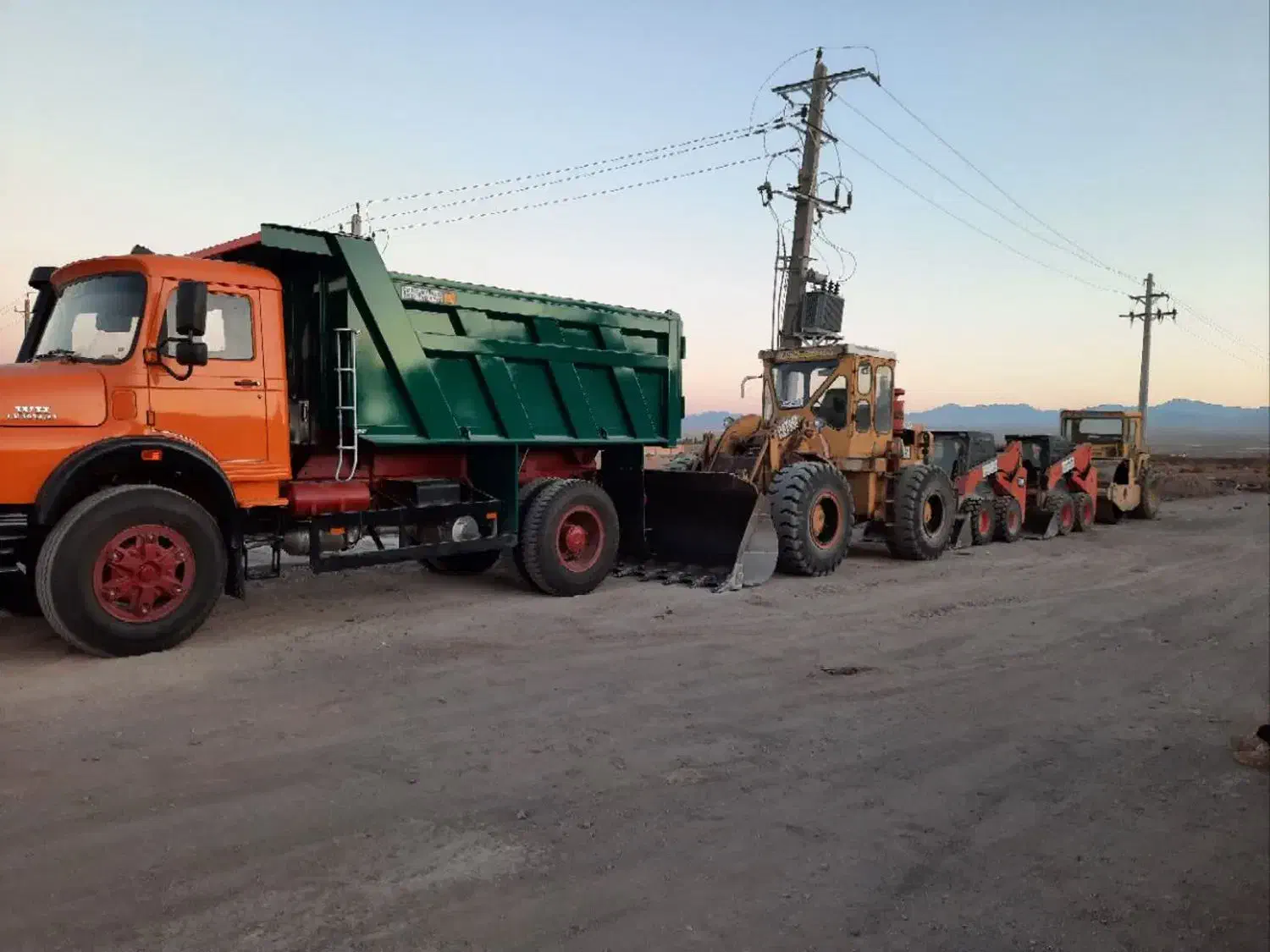زیر سازی اسفالت محوطه سازی|خدمات پیشه و مهارت|قم, نیروگاه|دیوار