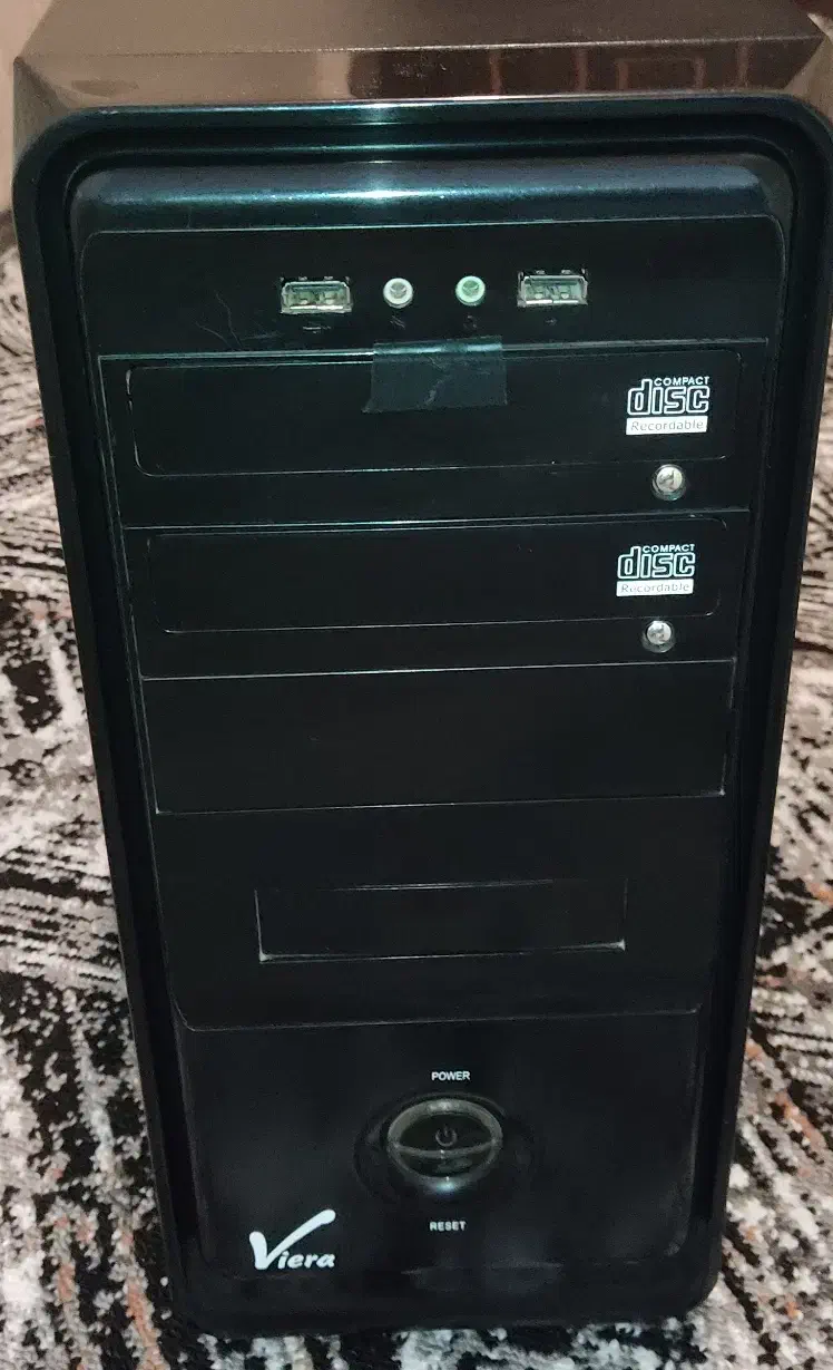 کیس کامپیوتر تمیز و سالم مانیتور سامسونگ|رایانه رومیزی|اصفهان, امامزاده اسماعیل|دیوار