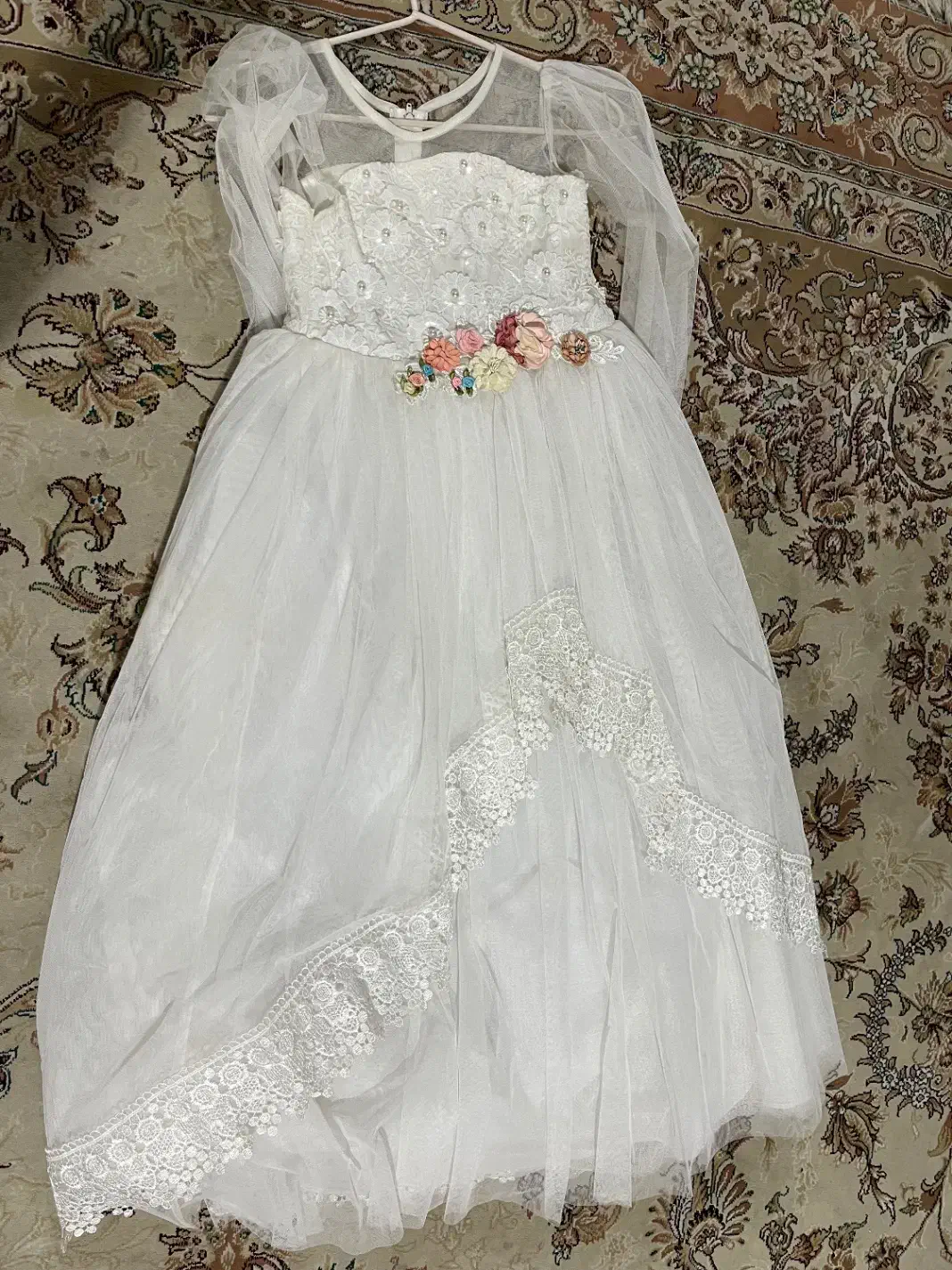 لباس عروس ۱۰-۱۲سال|لباس|اصفهان, خواجو|دیوار