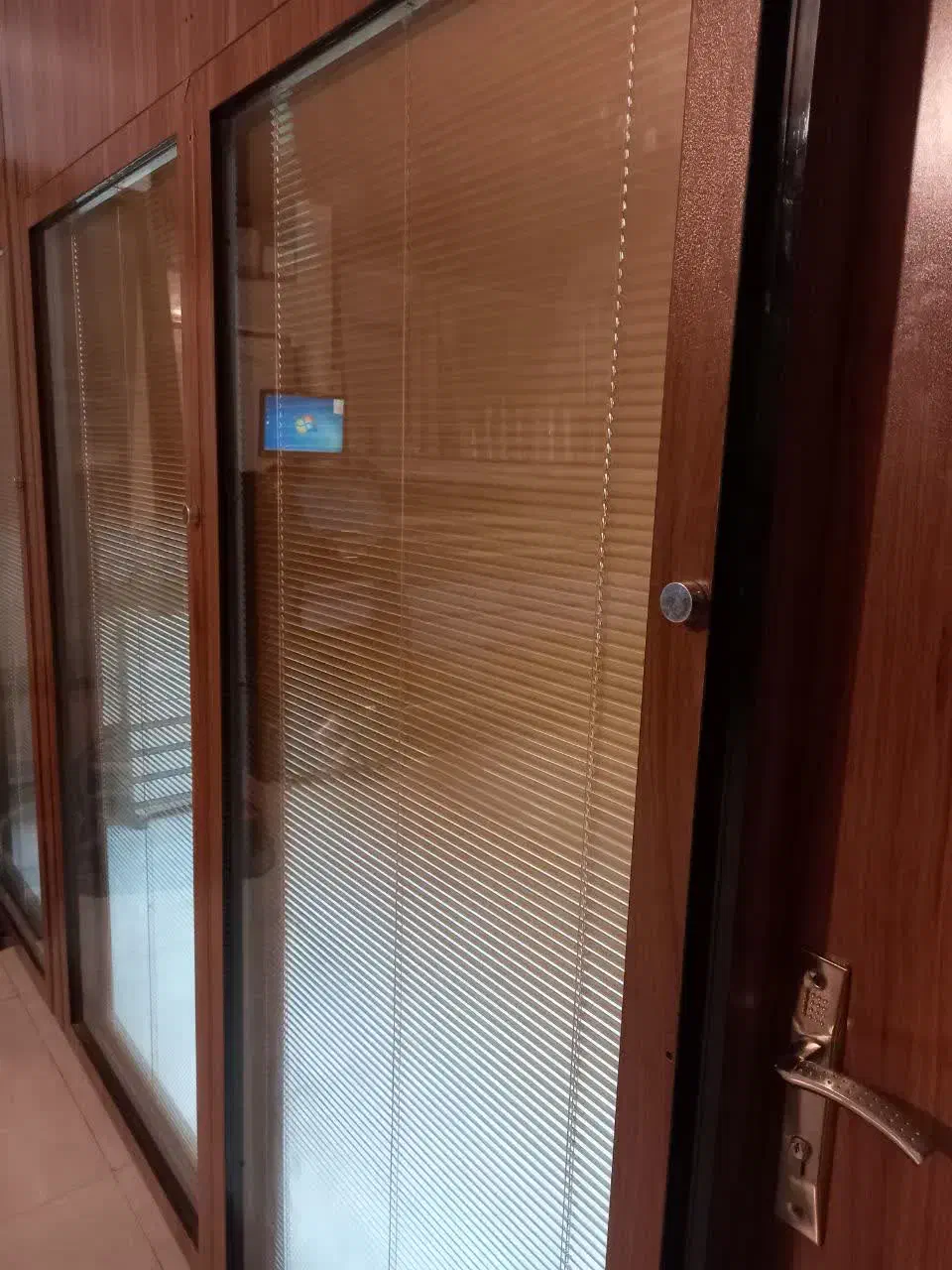 پارتیشن و ویترین|فروشگاه و مغازه|کرج, شهرک امام رضا (ع)|دیوار