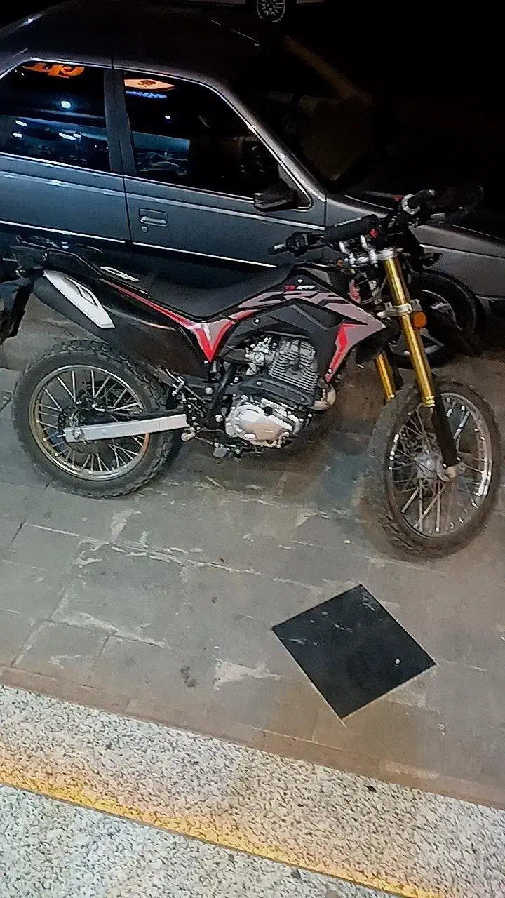 تریل باسل ۲۵۰|موتورسیکلت|مشهد, هفت تیر (آب و برق)|دیوار