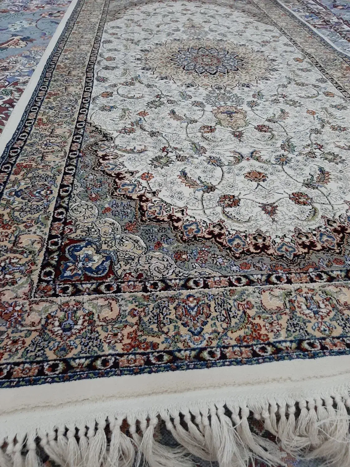 فرش1×2راهرویی به همراه ۵پادری|فرش|لاهیجان, رجایی|دیوار