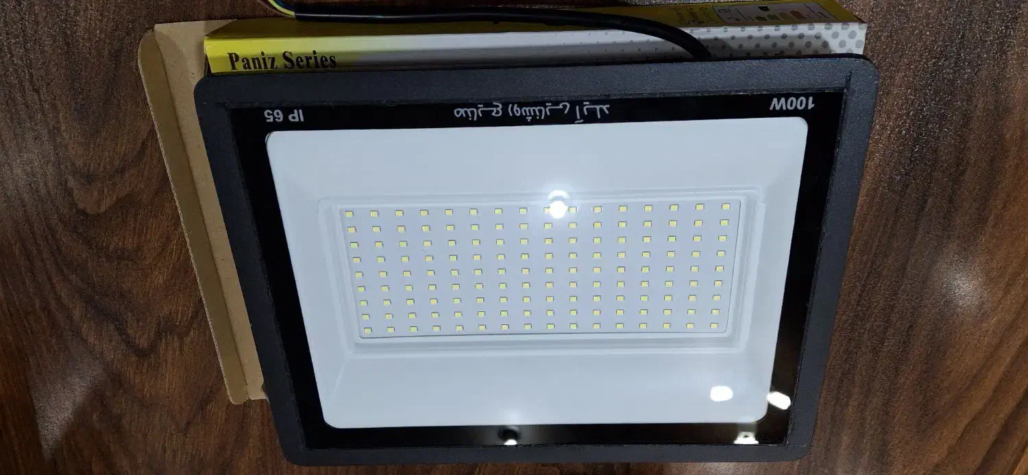 پرژکتور 100 وات با گارانتی|تلویزیون و پروژکتور|بندر انزلی, آخرخط|دیوار