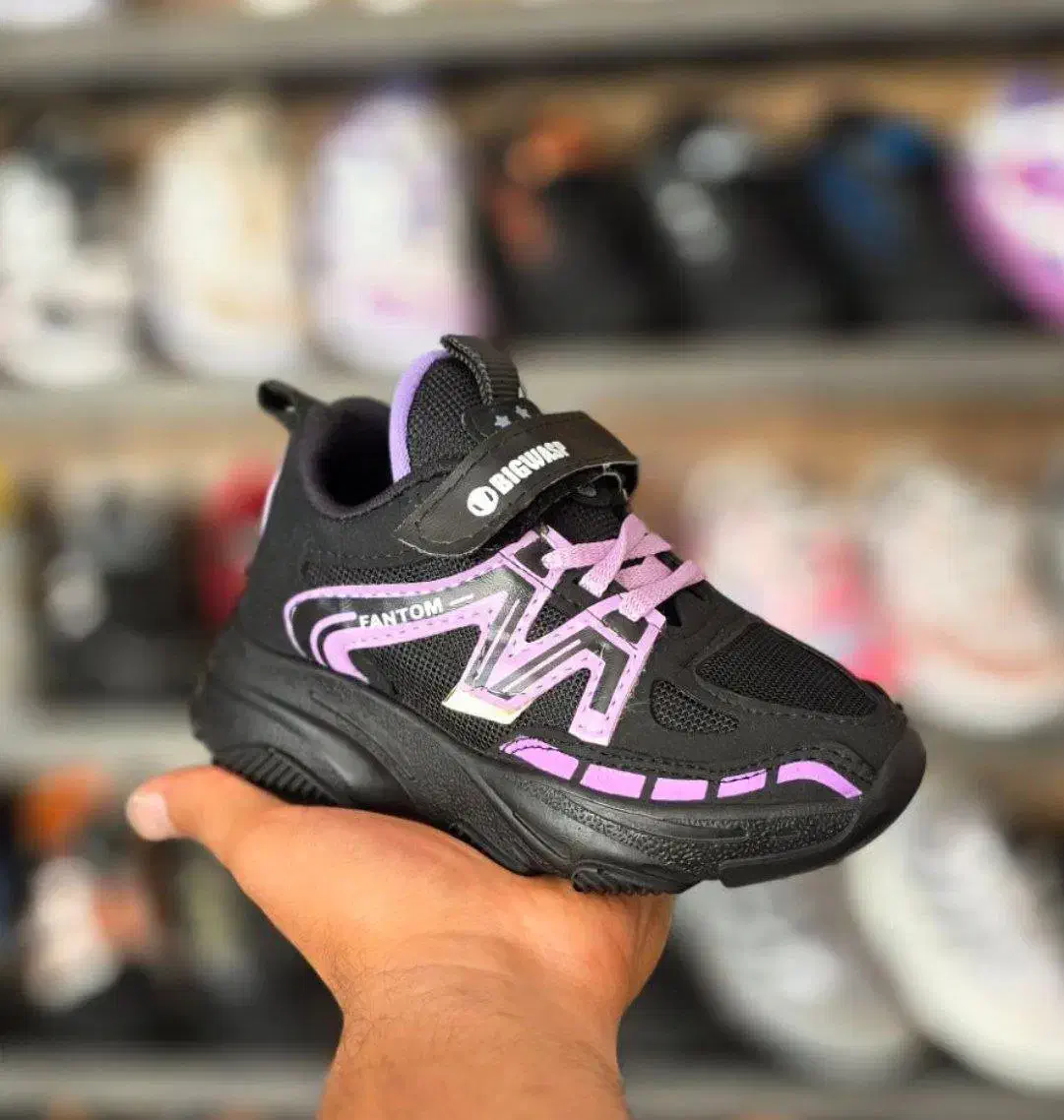 کتونی بچگانه مدل فانتوم سایز ۳۱ تا ۳۵|کفش و لباس بچه|اراک, |دیوار