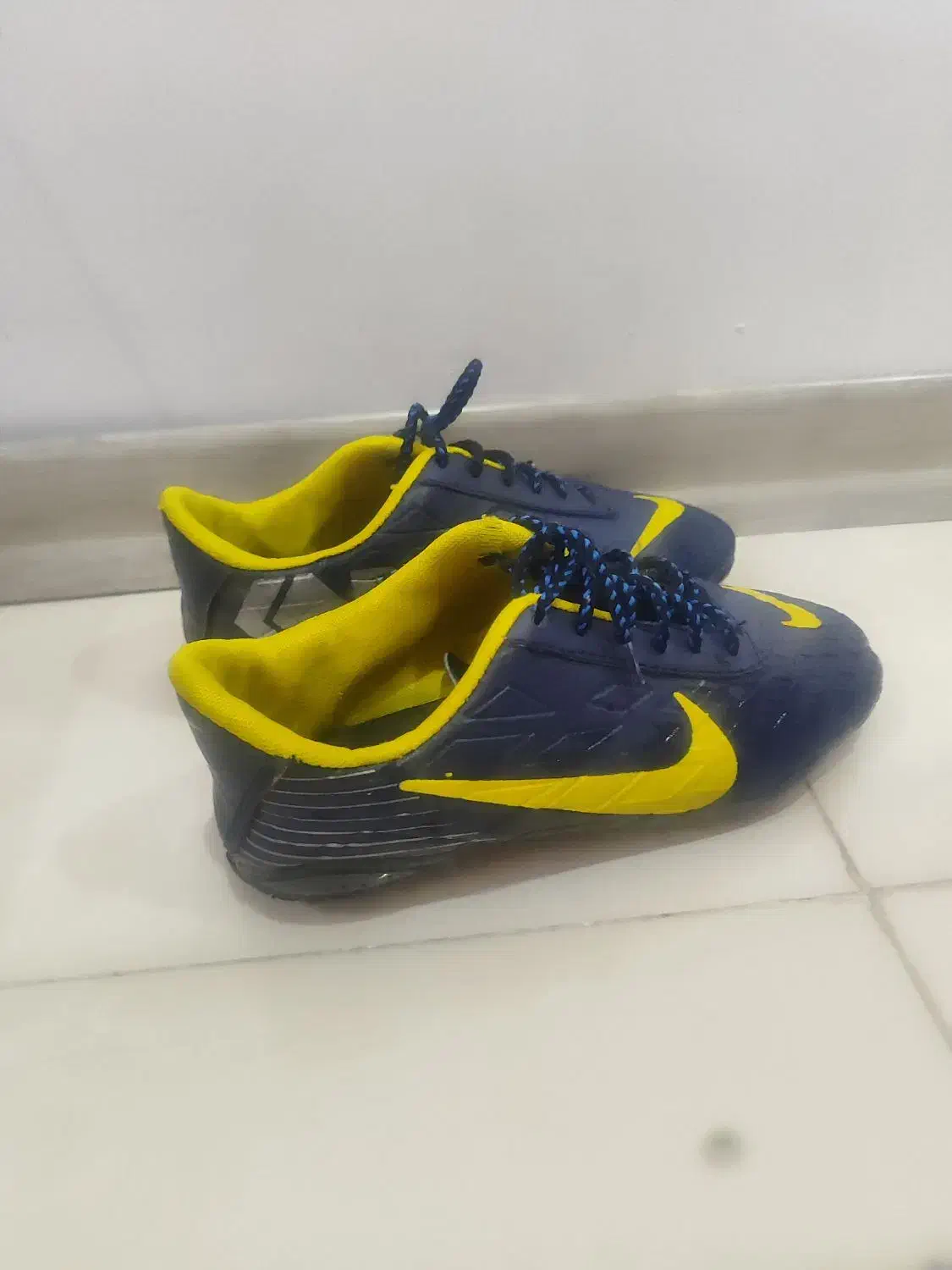 کفش فوتبال نیمه استوک 43در حدنو|ورزشهای توپی|اسلامشهر, مظفریه|دیوار