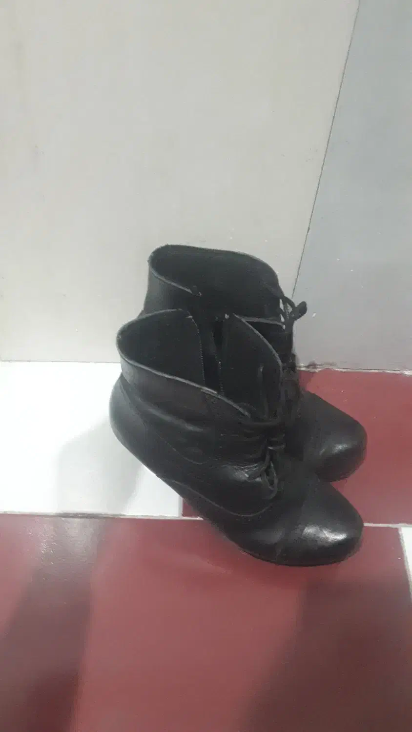 پوتین چرم وچتری|کیف، کفش، کمربند|کرمانشاه, |دیوار