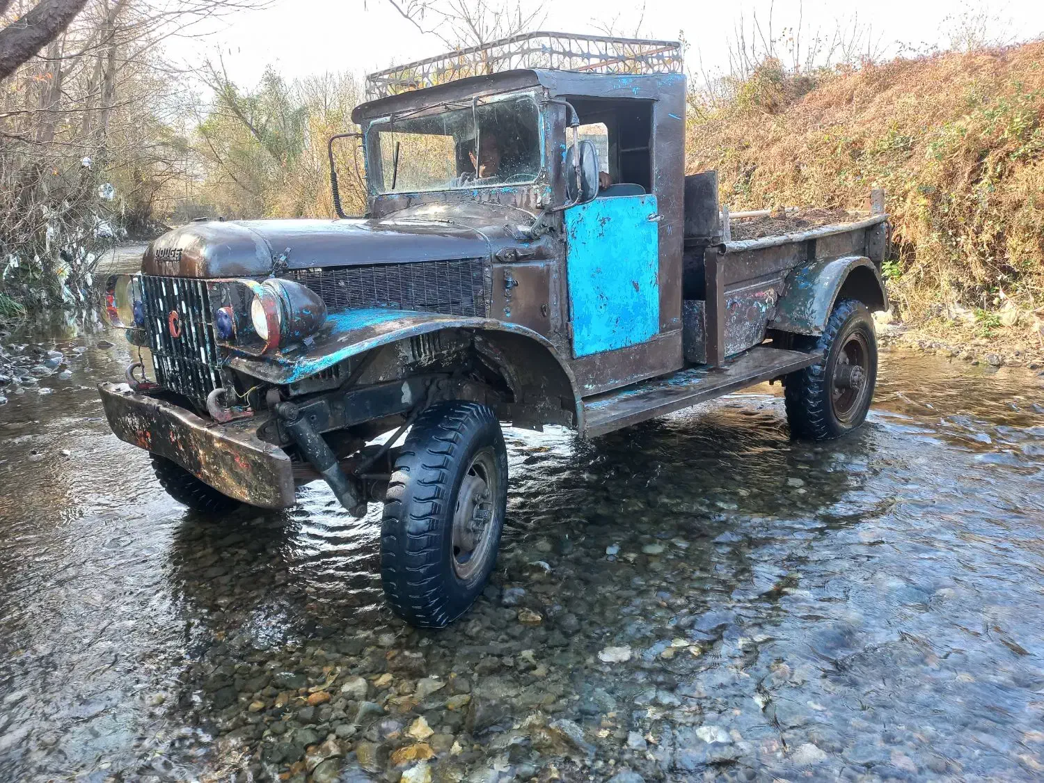 دوج وارگو آمریکایی|خودرو سنگین|چابکسر, |دیوار