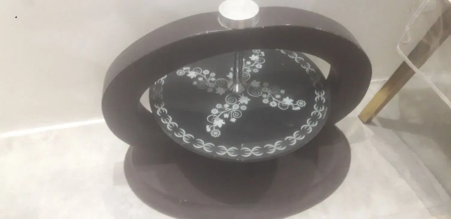 کمد دکوری کیف سنتور چرم سالم|سازهای سنتی|تهران, صادقیه|دیوار