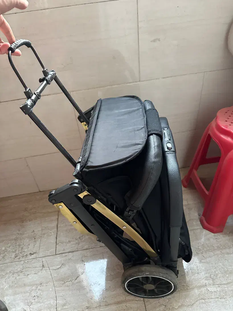 کالسکه تاشو|کالسکه و لوازم جانبی|تهران, شکیبا|دیوار