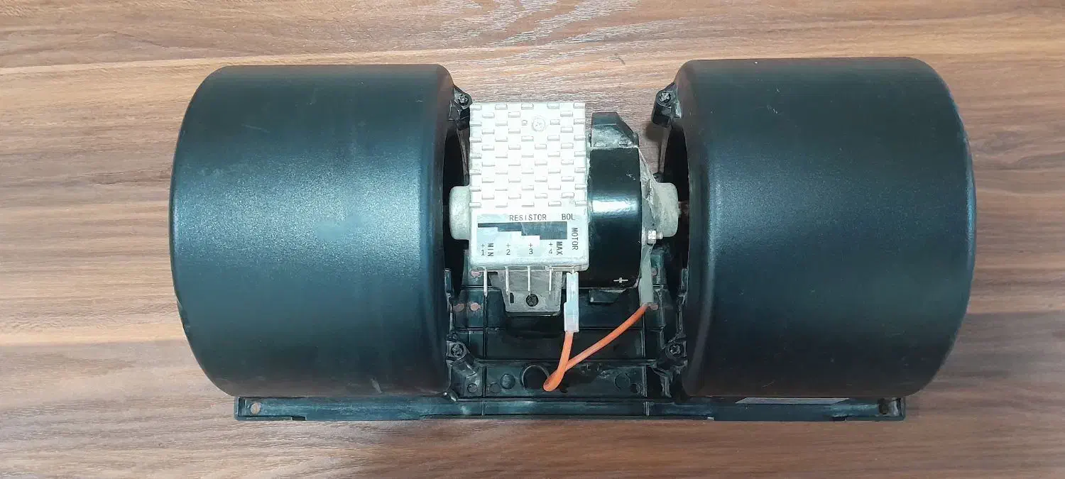 فن دو قلو ۲۴ ولت|پنکه و تصفیه‌کنندهٔ هوا|دهلران, |دیوار