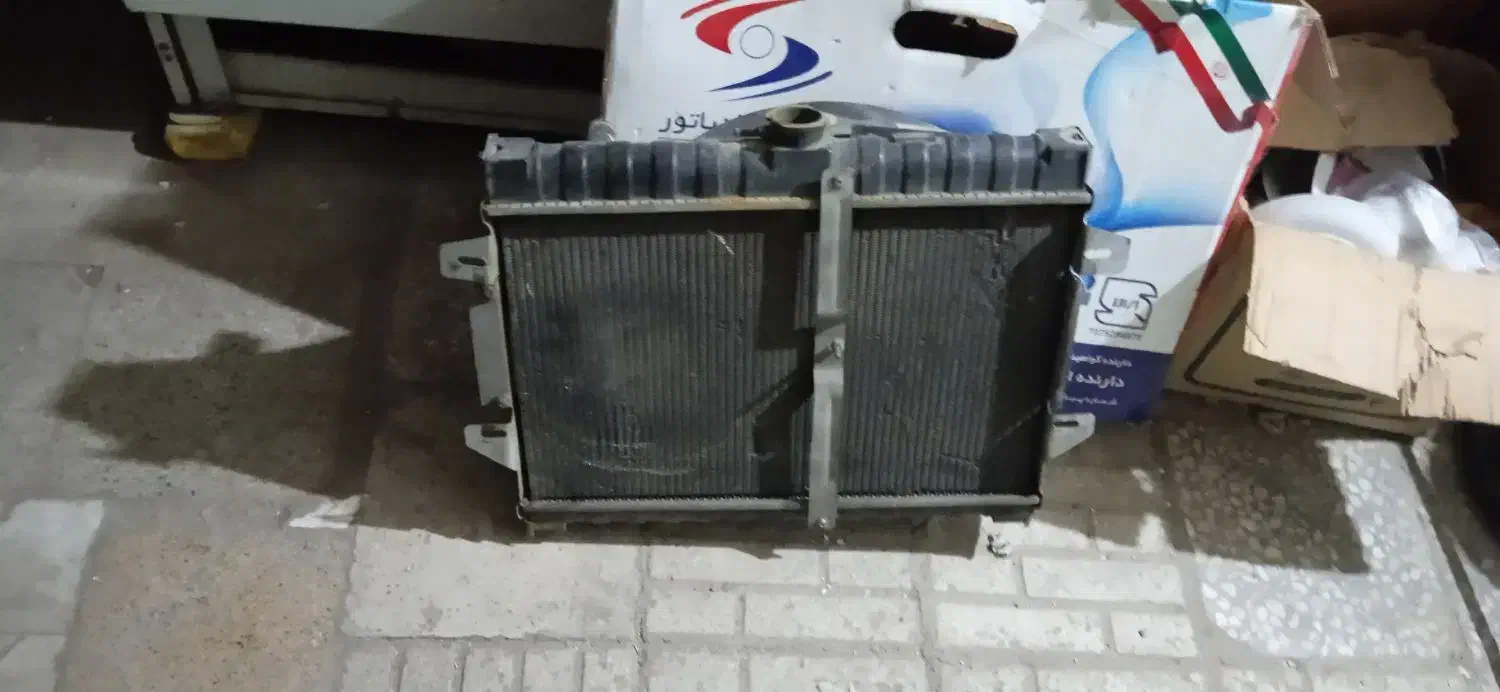 رادیاتور پیکان در حد نو|قطعات یدکی و لوازم جانبی|قم, نیروگاه|دیوار