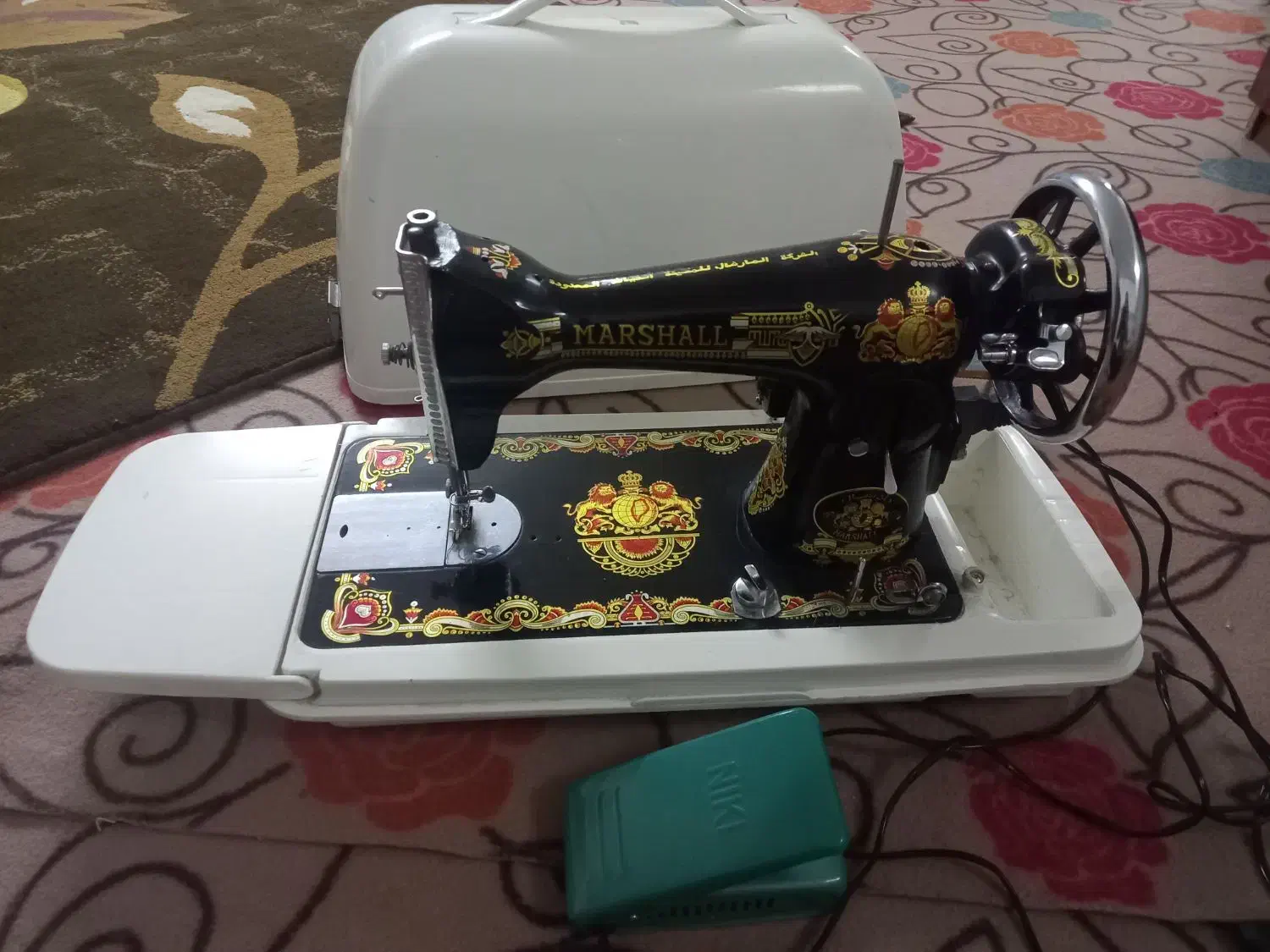 چرخ خیاطی|چرخ خیاطی و ریسندگی|قم, امامزاده ابراهیم|دیوار