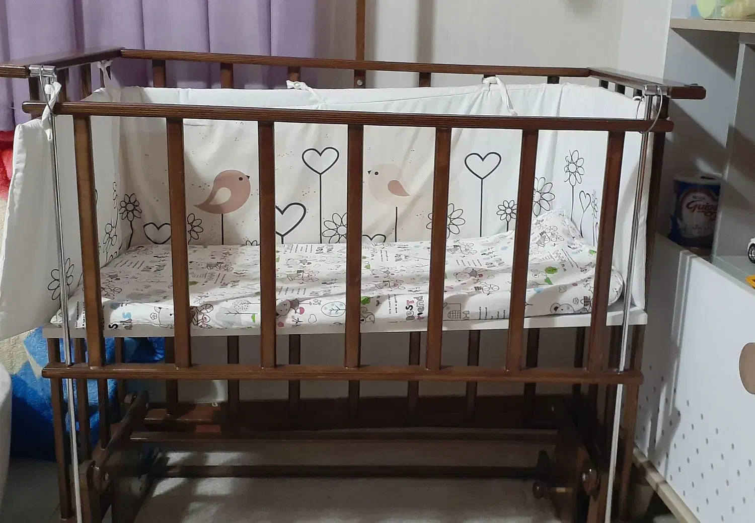 تخت نوزاد چوبی|تخت و صندلی بچه|اراک, |دیوار