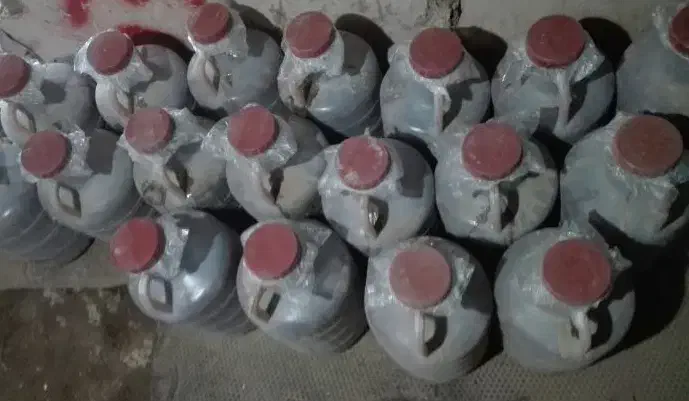 سیر ترشی خانگی|خوردنی و آشامیدنی|کبودرآهنگ, |دیوار