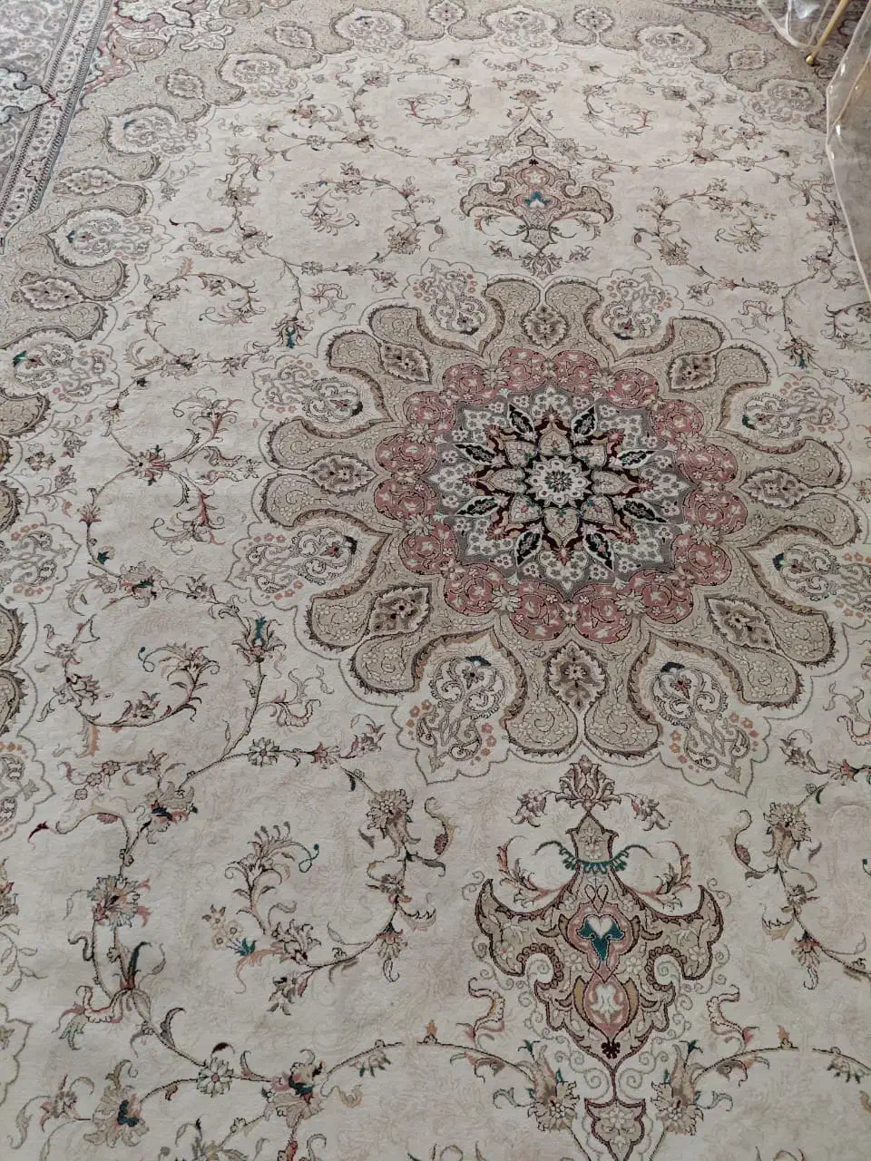 فرش ۱۲ متری در حد نو|فرش|خرم‌آباد, |دیوار