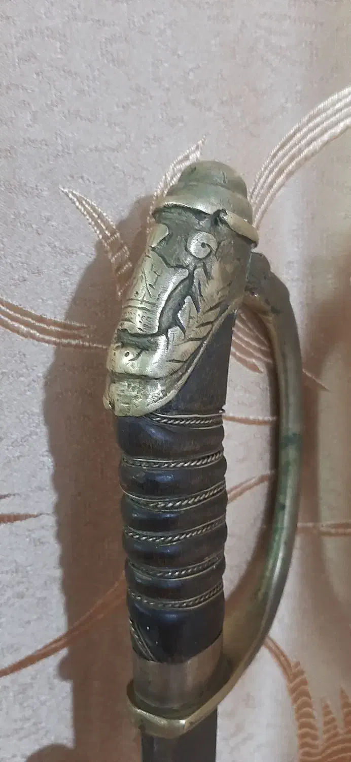 شمشیر کلکسیونی قدیمی|کلکسیون اشیاء عتیقه|شاهرود, |دیوار