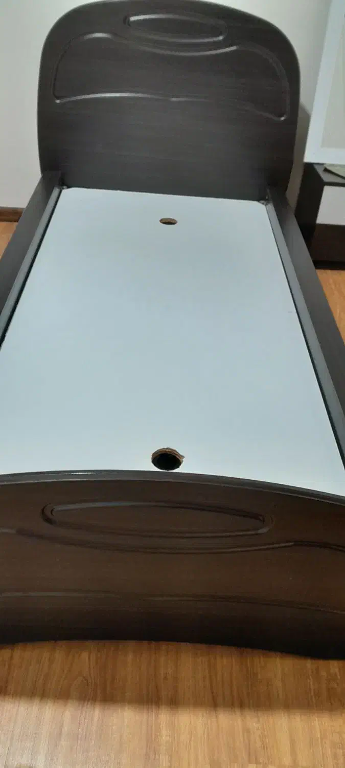 تخت یکنفره همراه با تشک|تخت و سرویس خواب|قائمشهر, |دیوار