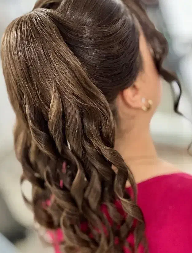 شنیون مو ومیکاپ.بابهترین کیفیت وتخفیف شنیونفقط ۲۹۹|خدمات آرایشگری و زیبایی|الوند, |دیوار