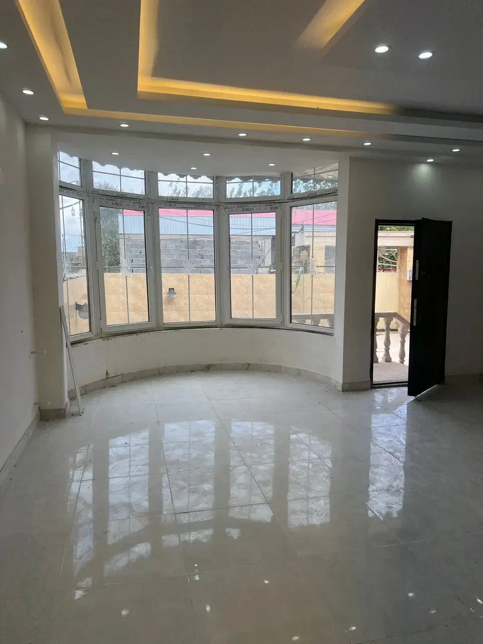 ویلادوبلکس ۳خواب|فروش خانه و ویلا|لشت نشا, |دیوار