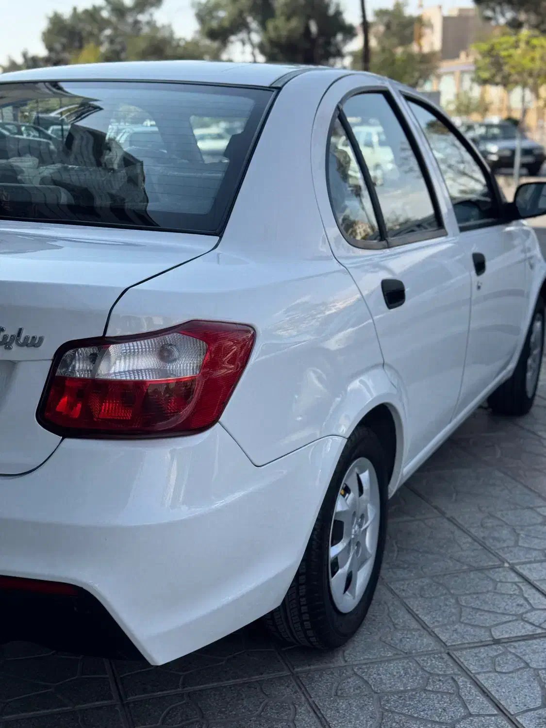 سایناsسفید مدل۱۴۰۳در حد خشک|خودرو سواری و وانت|سمنان, |دیوار