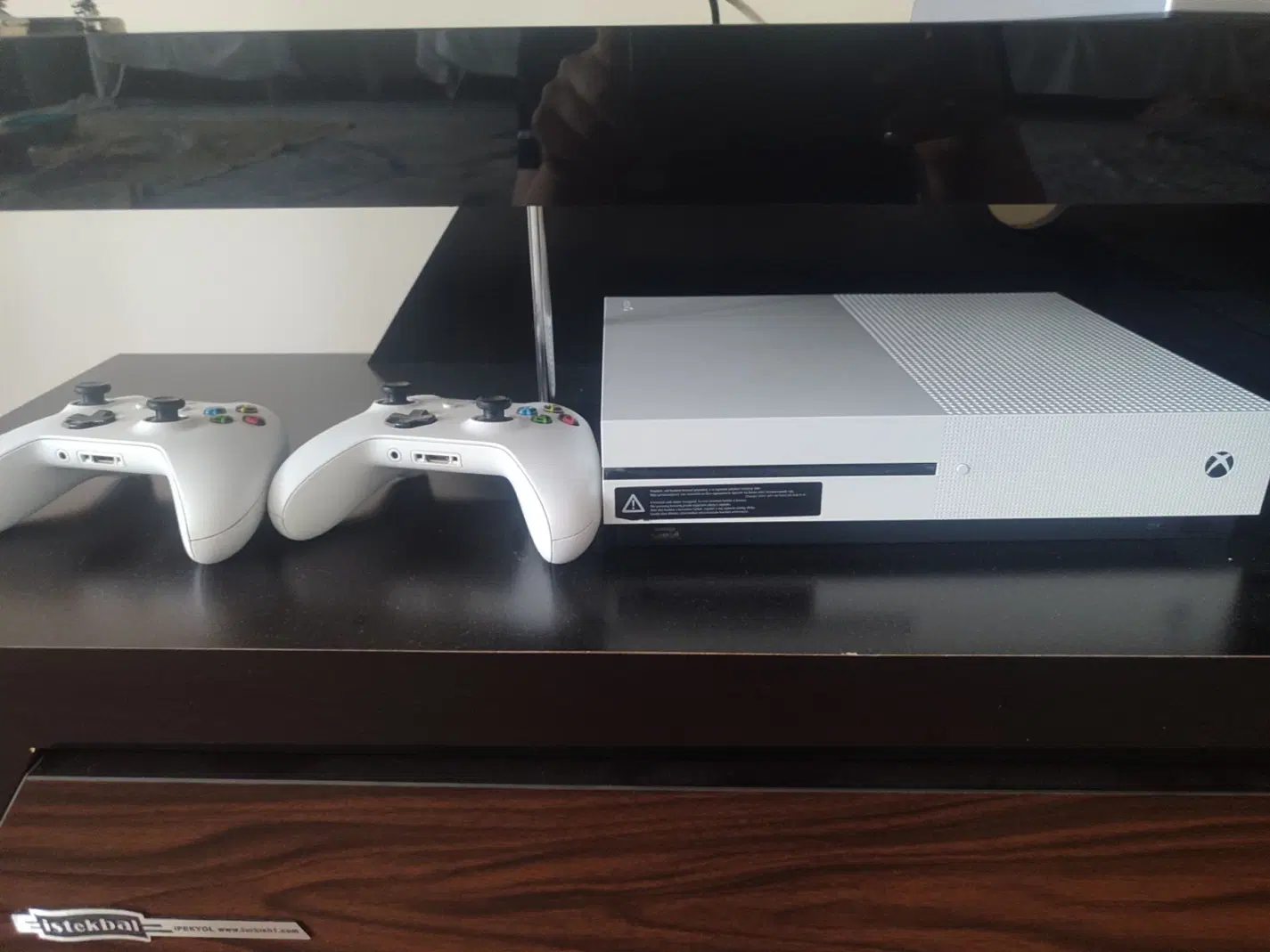 xbox one s|کنسول، بازی ویدئویی و آنلاین|تهران, زیبادشت|دیوار