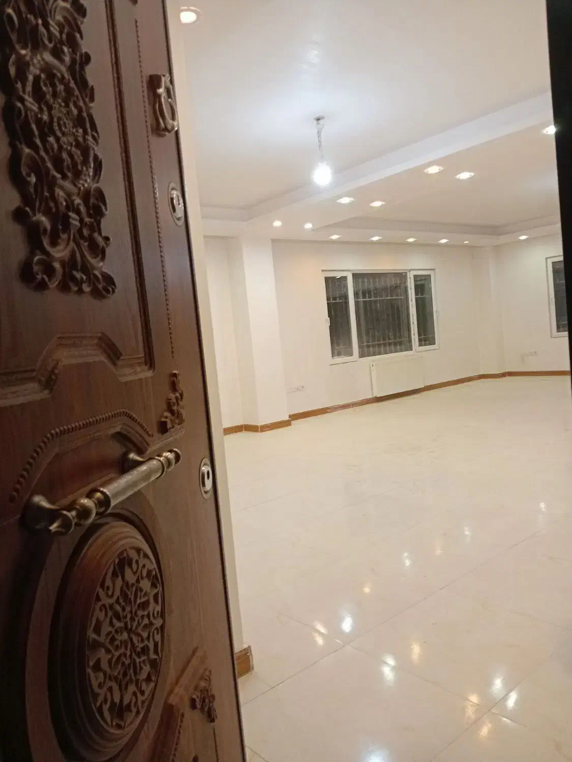 رهن واجاره ۱۶۰ متری ۳ خواب مدرس خبرنگار کوثر دانش|اجارهٔ آپارتمان|هشتگرد, مدرس|دیوار