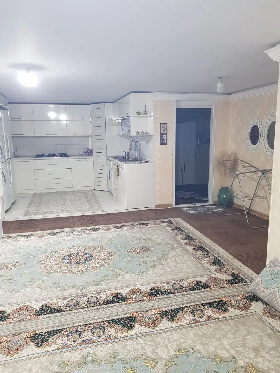 برای سخت پسندها،فول امکانات،۲خ،پارکینگ،بهترین نقطه|اجارهٔ کوتاه‌مدت آپارتمان و سوئیت|همدان, |دیوار