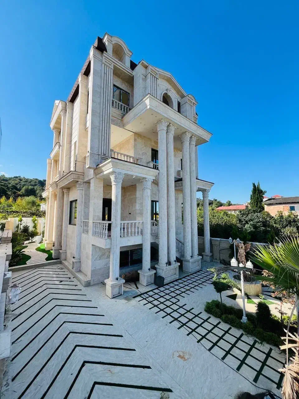 ویلاکاخ عمارت/تریبلکس ویو جنگل/مدارک کامل/آسانسور|فروش خانه و ویلا|نوشهر, |دیوار