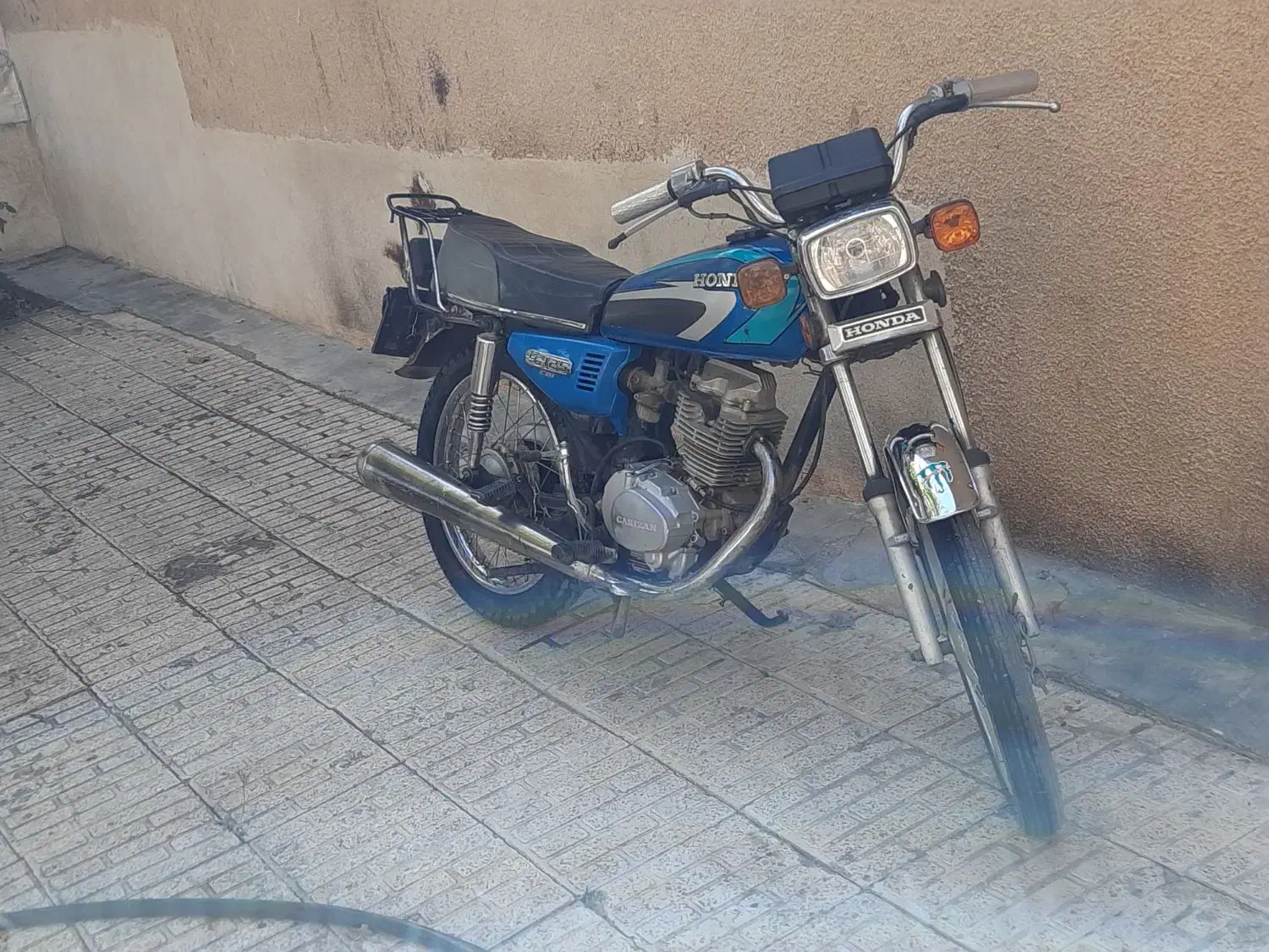 ۱۲۵مدل ۸۴ پلاک قدیم مدارک تکمیل کاریزان|موتورسیکلت|نهاوند, |دیوار