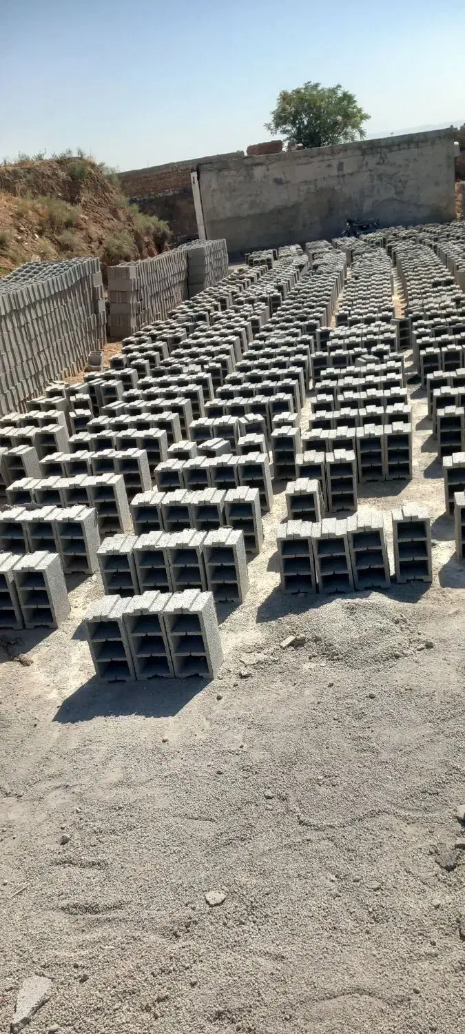 بلوک ته بسته۲۰در۴۰نرماده کم تو بازار است قفل شونده|مصالح و تجهیزات ساختمان|کرمانشاه, |دیوار