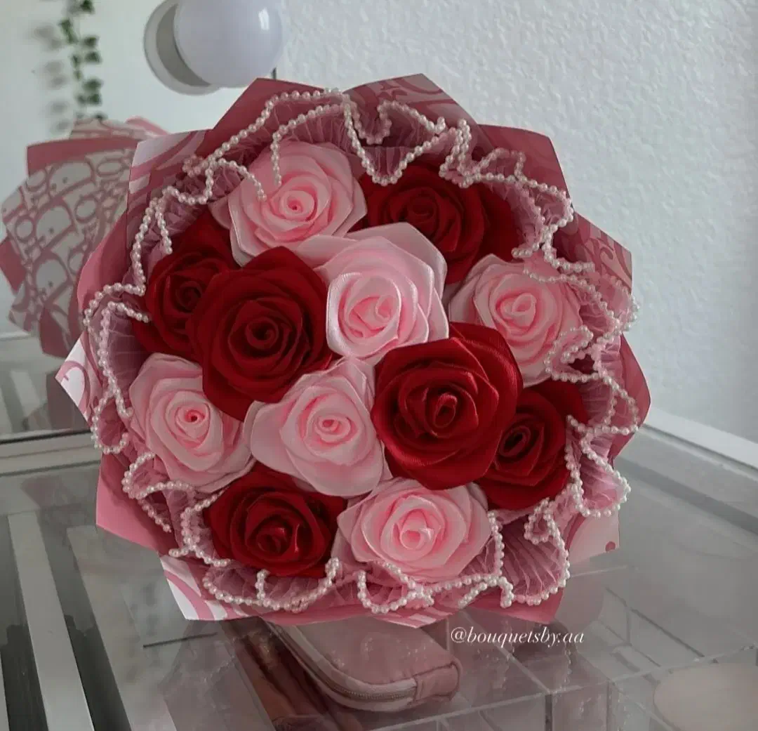 گل های ماندگار روبانی|گل مصنوعی|ارومیه, |دیوار