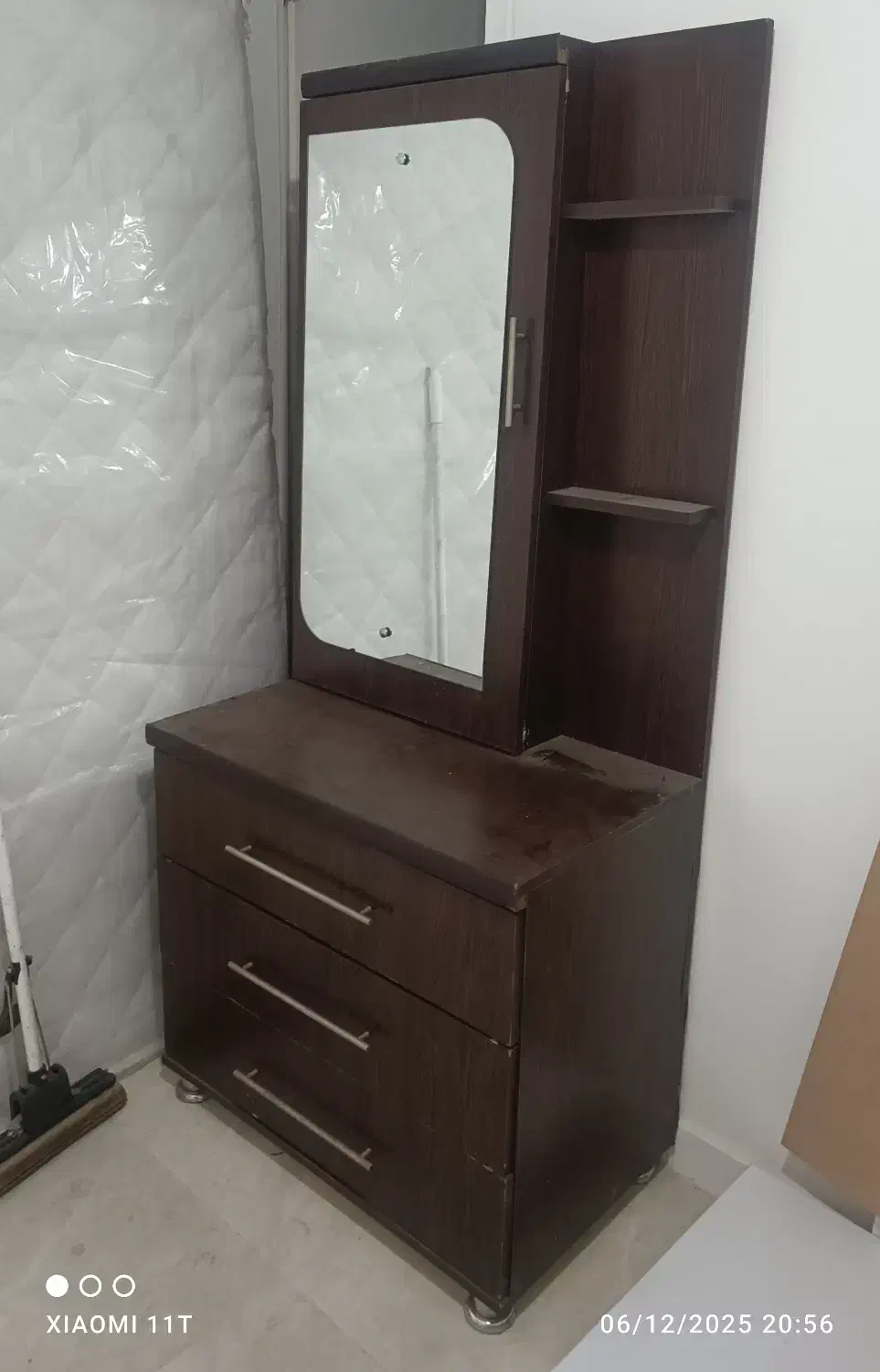 میز آرایش با سه کشو|جاکفشی، کمد، دراور|تهران, سلسبیل جنوبی|دیوار